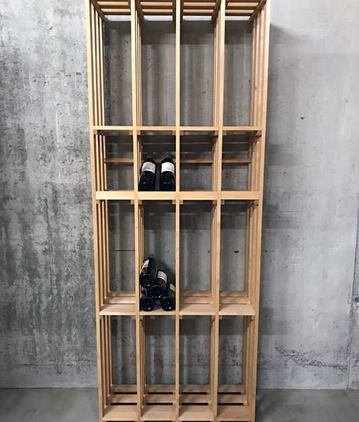 CS-Vinothek-01_Frontalansicht_mitFlaschen