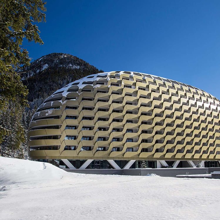 Hotel Intercontinental, Davos, mit Weinkeller von CaveauStar